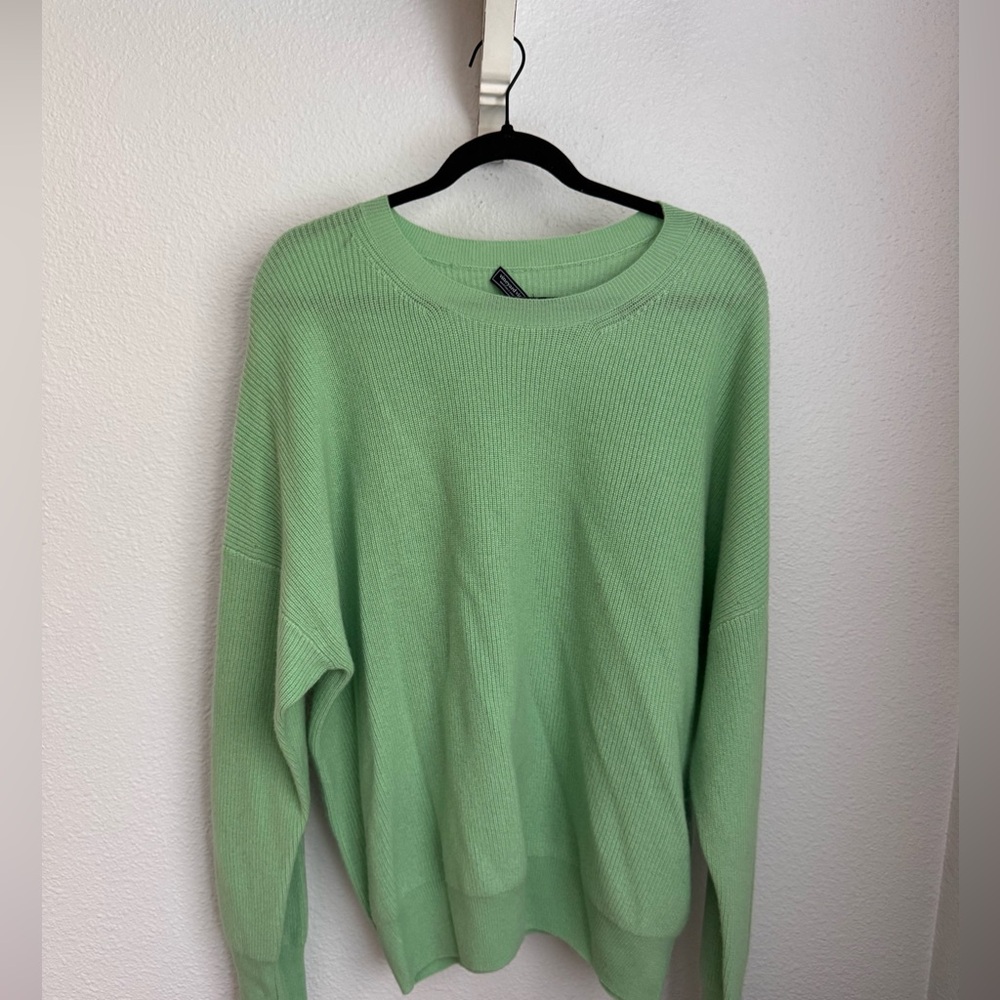 Vineyard Vines Light Green Sweater
